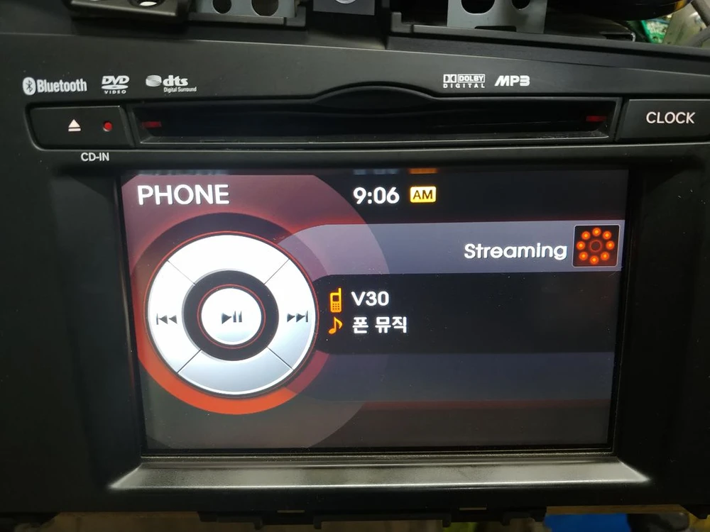 K5 AVN 무출 데크,앰프 팝니다.터치스크린 신품 이미지