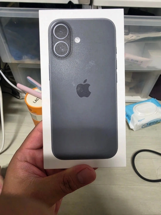 아이폰17 블랙 256GB 풀박스 - 안심되는 중고거래