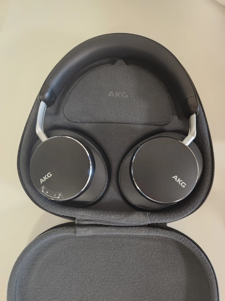 AKG N9 하이브리드 헤드폰 블랙 이미지