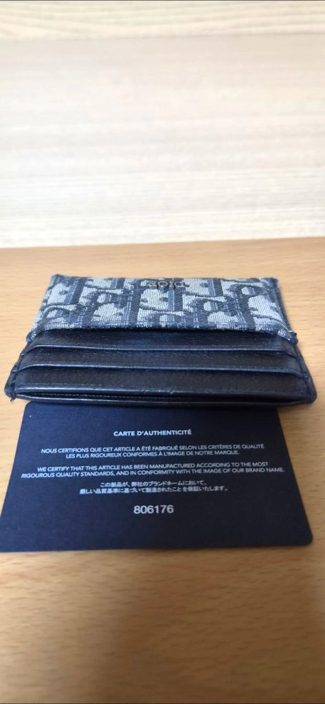 디올 오블리크 카드지갑/지갑 정품A급(감정O)구찌프라다루이비통디올고야드샤넬셀린느보테가생로랑발렌시아가버버리가방 이미지