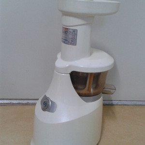 휴롬 원액기 착즙기 HU-400 이미지