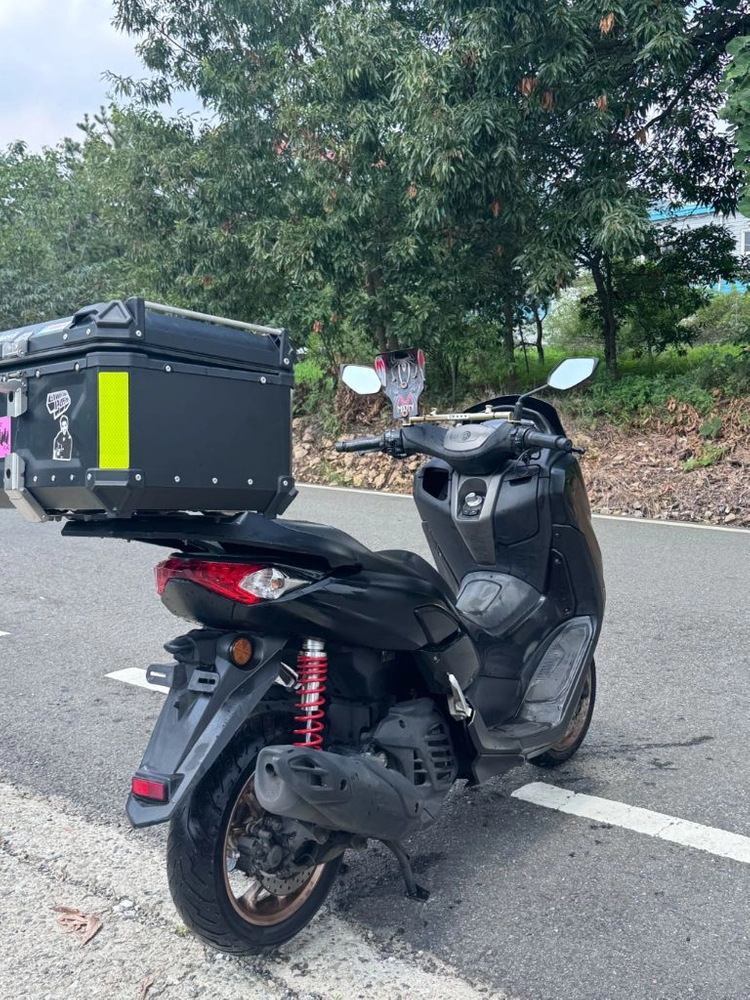 야마하 NMAX125 이미지