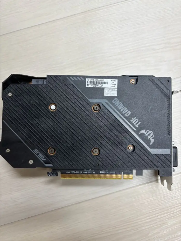 ASUS TUF GTX 1650 OC D6 4GB 그래픽카드 이미지