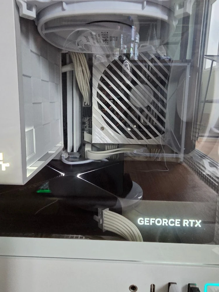9800x3D + 5080 SFF 판매해유~ 이미지