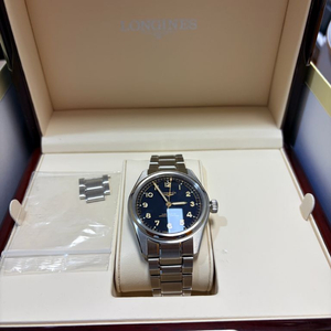 론진 스피릿 파일럿 신형 39mm 새상품급 팝니다 이미지