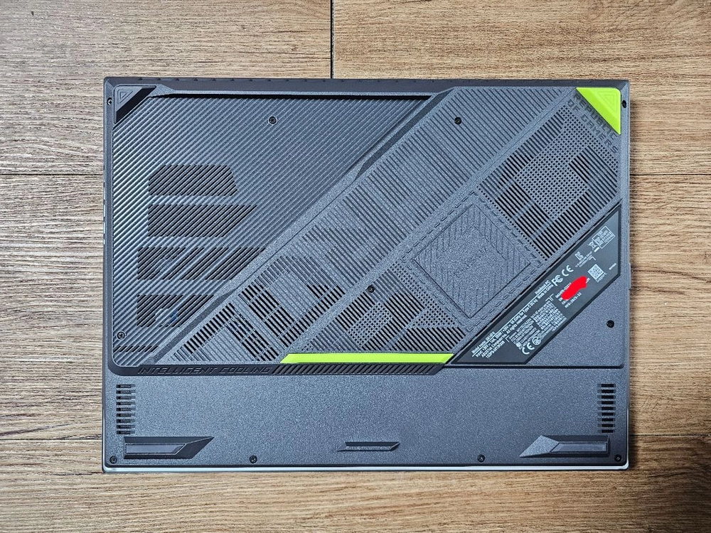 ASUS ROG Strix G16 게이밍 노트북 (9955hx3d, 5070ti, 32GB, 1TB) 이미지