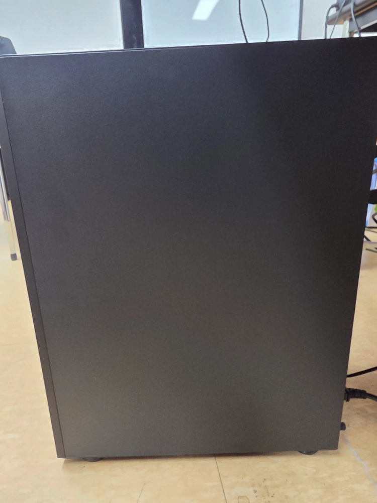 [FHD 게이밍 최강] 라이젠 7500F + RTX 4060 + 32GB PC 완본체 이미지