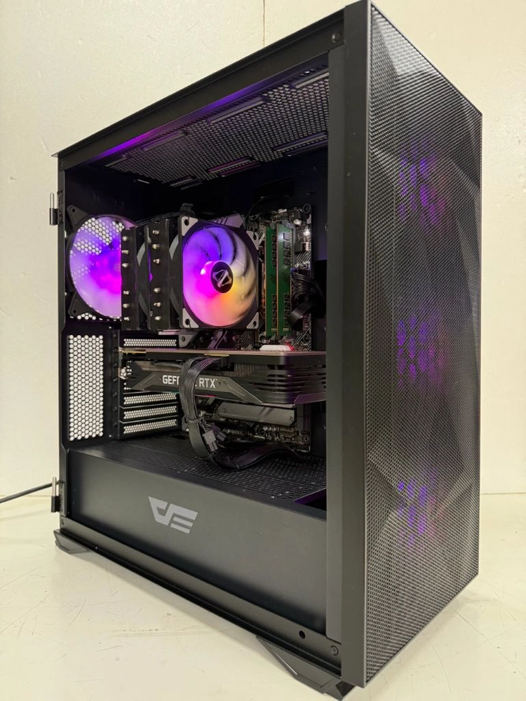 라이젠5800x,3080,램32g 작업 및 게이밍 컴퓨터 이미지