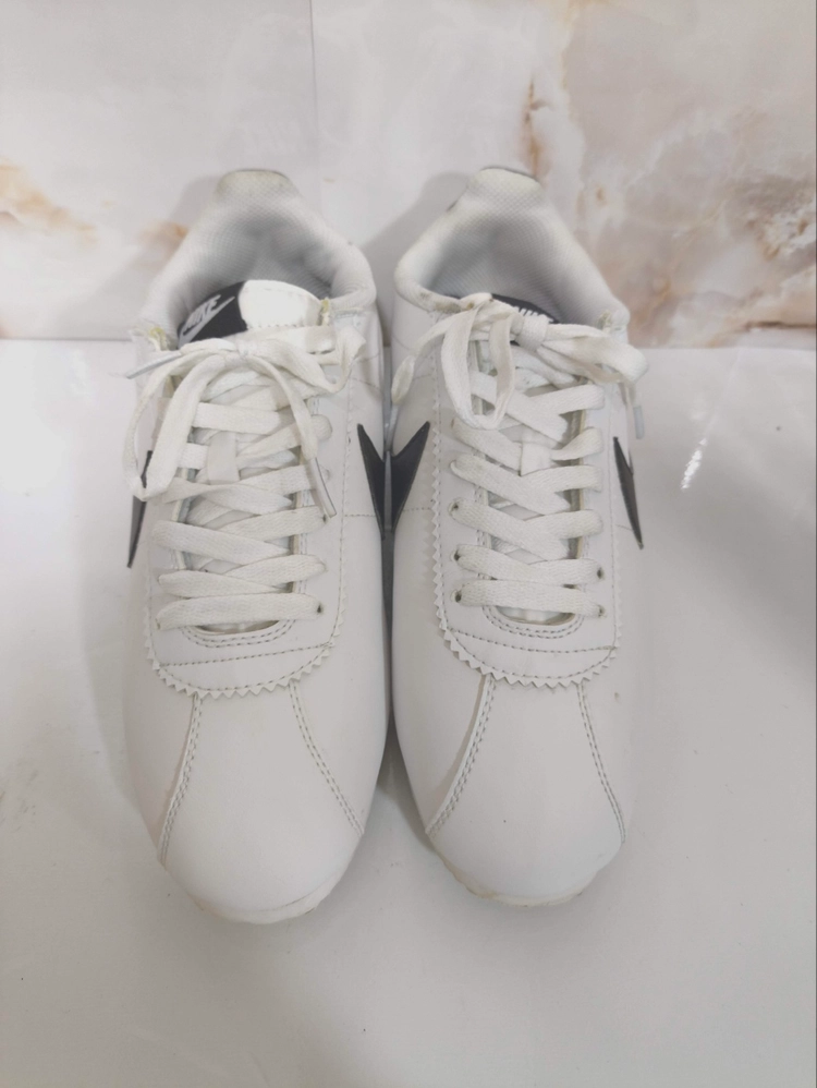 280mm 나이키 클래식 코르테즈 스니커즈 흰검 이미지