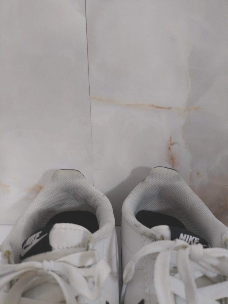 280mm 나이키 클래식 코르테즈 스니커즈 흰검 이미지