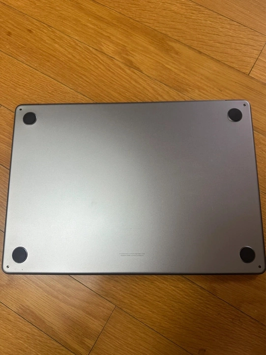 맥북 에어 15 M3 256GB 스페이스 그레이 - 안심되는 중고거래