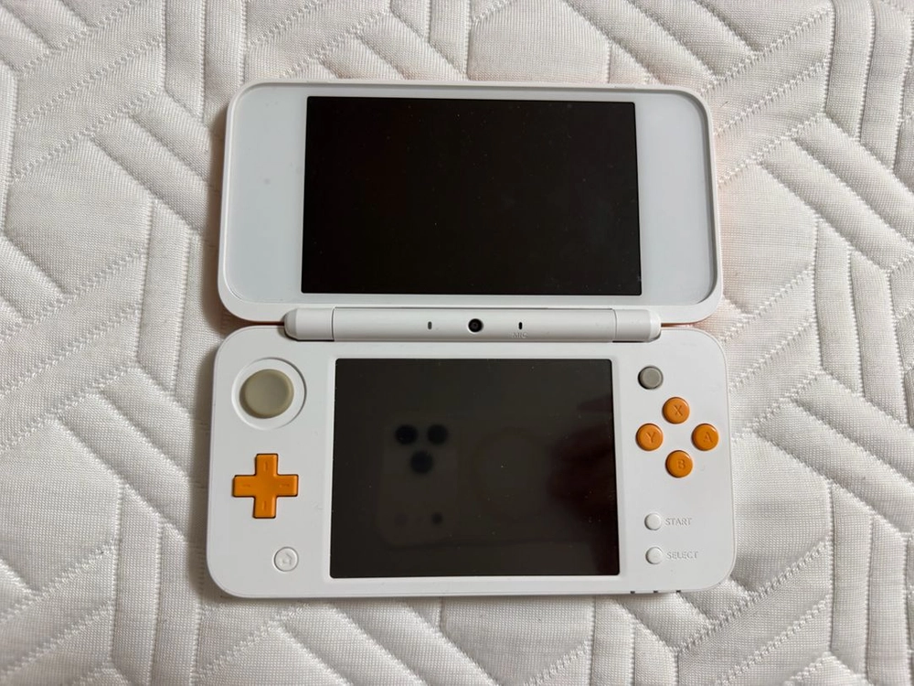 닌텐도 2ds xl 뉴투다수 - 안심되는 중고거래