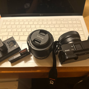 Sony A6400 + 렌즈 2종 + 액세서리 풀세트 판매합니다 이미지