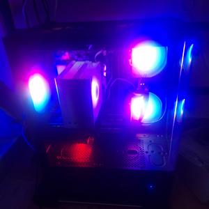 amd 7500f 램32기가 rx9060xt 8gb 본체 데스크탑 이미지