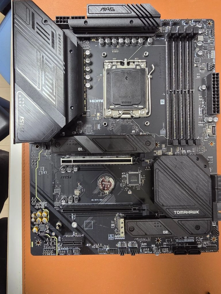 MSI B650 토마호크 wifi 이미지