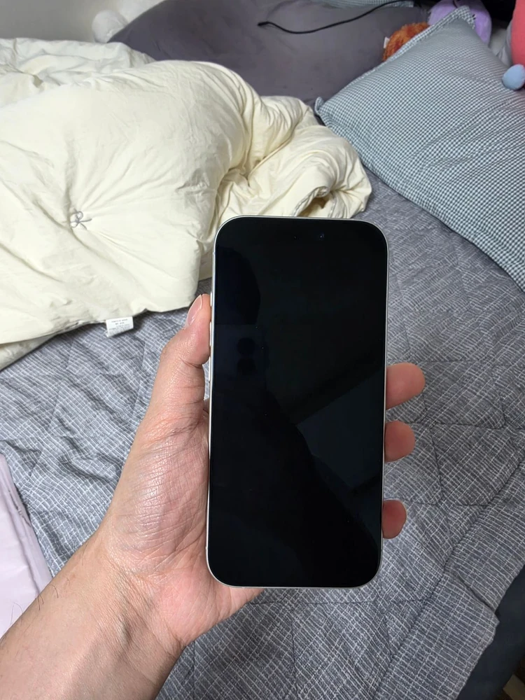아이폰 17 자급제 화이트 256GB S급 이미지