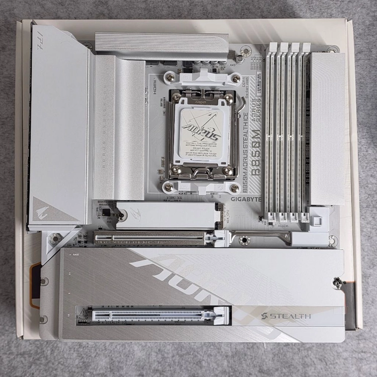 기가바이트 B850M AORUS STEALTH ICE 메인보드 - 안심되는 중고거래