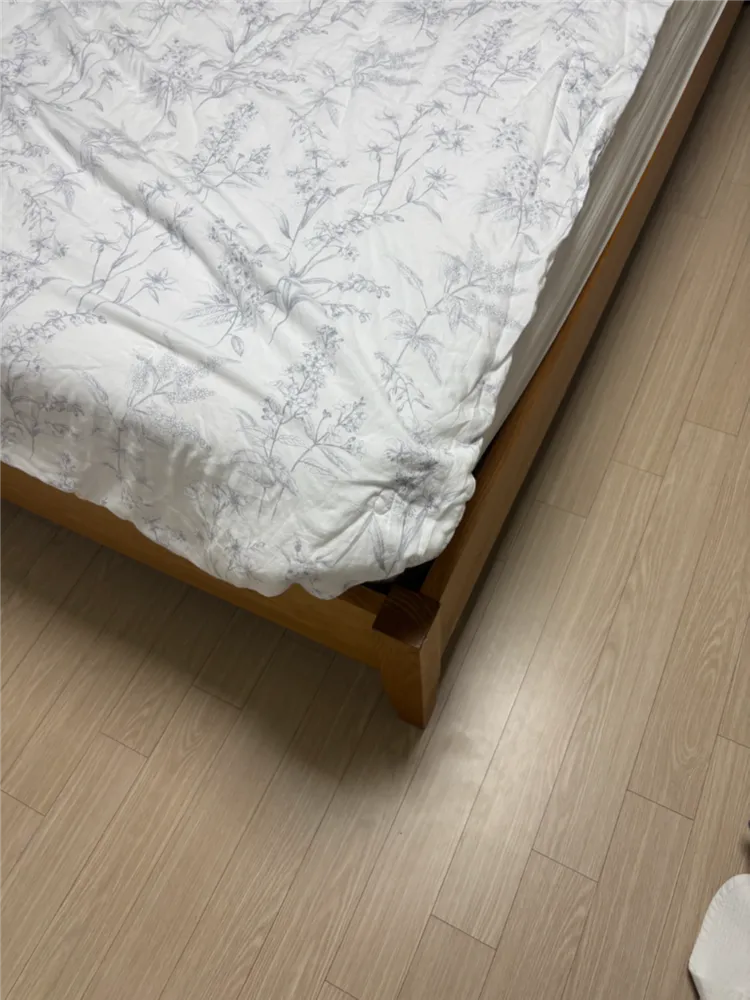 원목 침대프레임 이미지