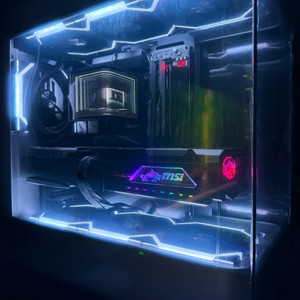 5080뱅가드, 9850x3d, 리안리 미사용 본체 팝니다 이미지