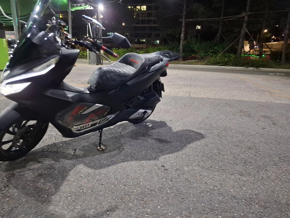 2019년pcx 무광블랙 /2만7천/ 출퇴근 전용!!싸게 정리중 이미지