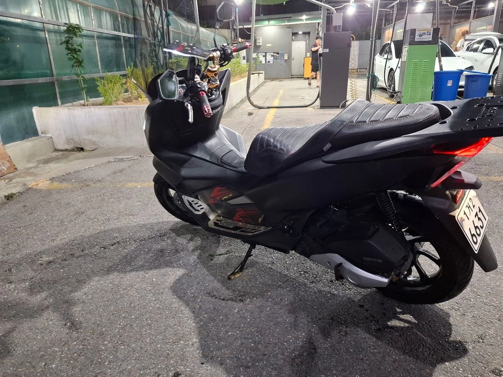 2019년pcx 무광블랙 /2만7천/ 출퇴근 전용!!싸게 정리중 이미지