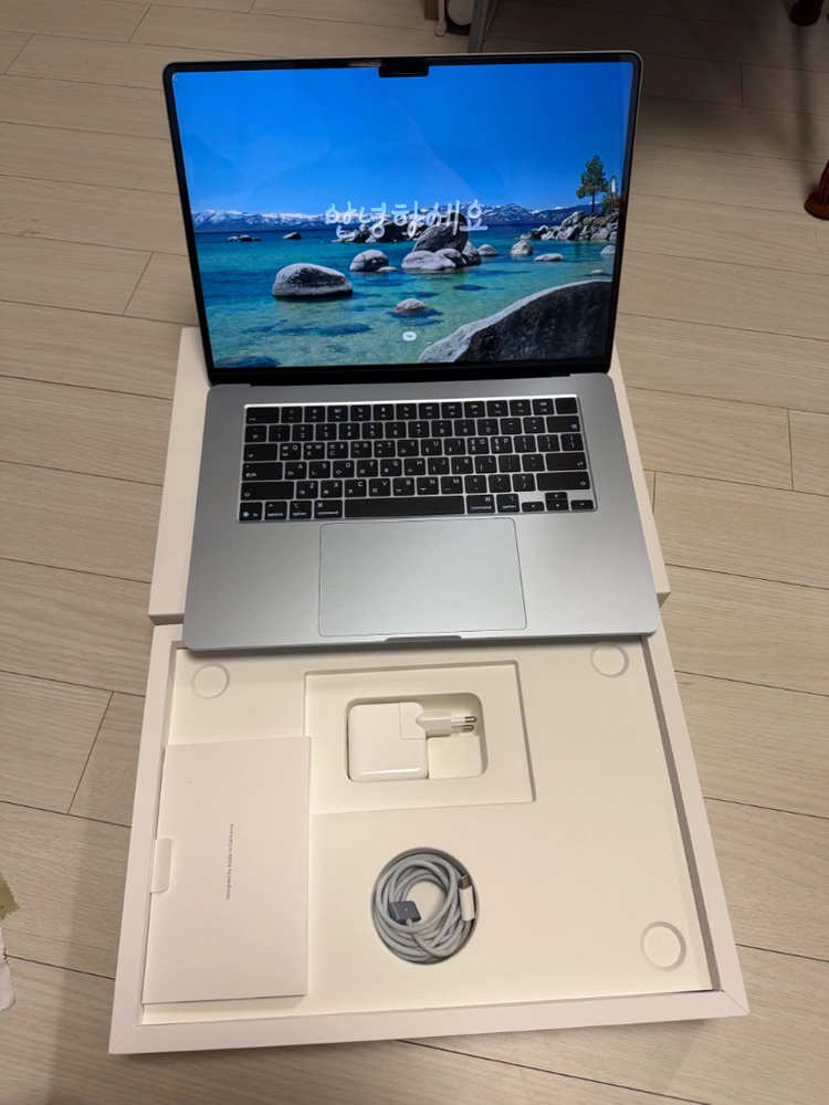 S급 ) 맥북 에어 M4 15인치 16gb 512ssd 스카이블루 이미지