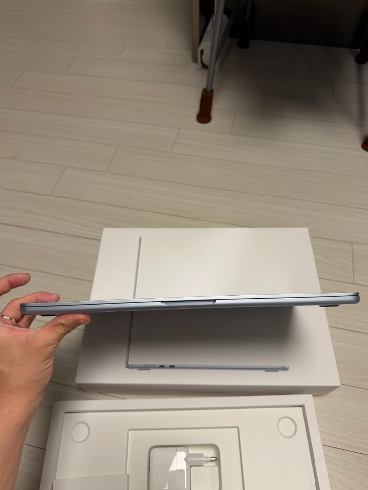 S급 ) 맥북 에어 M4 15인치 16gb 512ssd 스카이블루 이미지