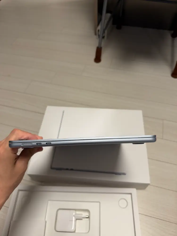 S급 ) 맥북 에어 M4 15인치 16gb 512ssd 스카이블루 이미지