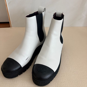 샤넬 미들 부츠 38 이미지