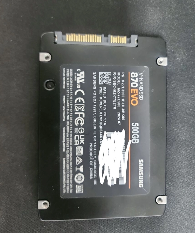 삼성 870 EVO 500GB SSD 975시간 사용 이미지