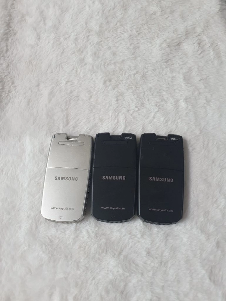 SPH-W5000 메탈슬림폰 소장용 이미지