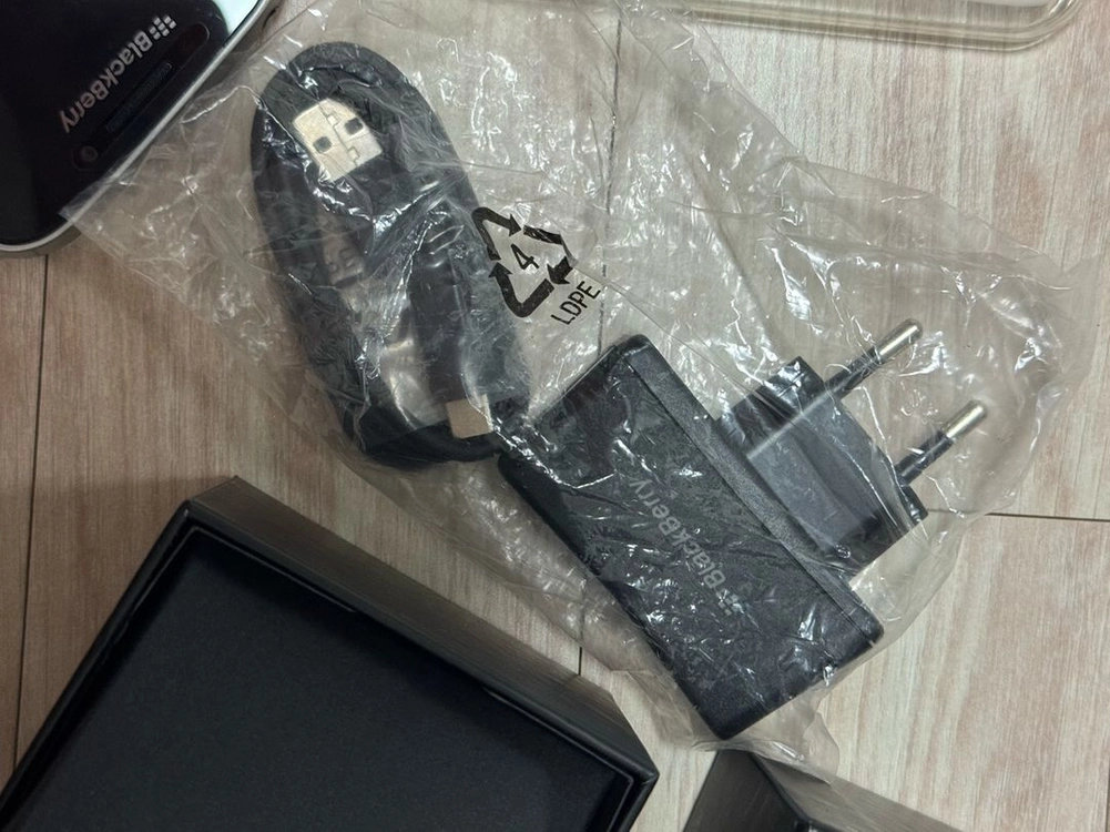 블랙베리 진와 q25 / 안드로이드, 한글 키패드, 케이스, 액정보호필름, 충전기 이미지