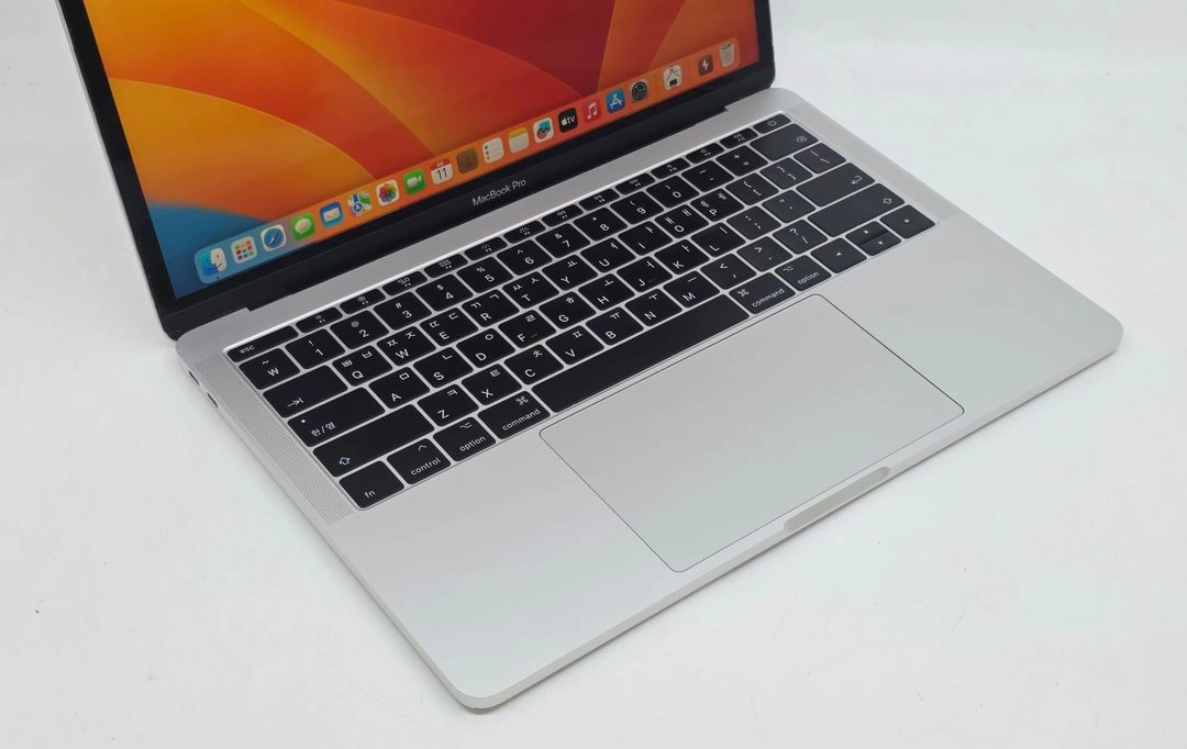 APPLE 2017 맥북프로13 256GB 실버 중고 노트북 이미지