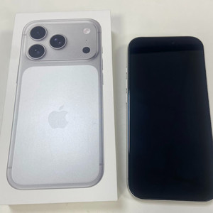 아이폰 17프로 256GB 화이트 자급제 이미지