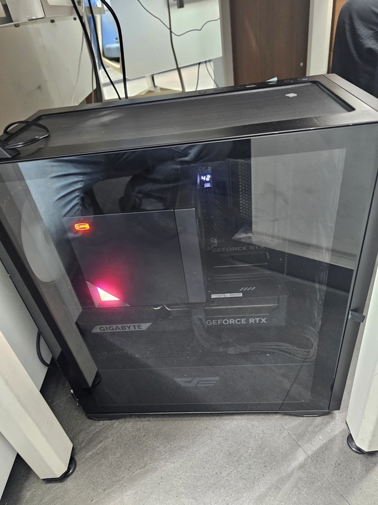 인텔 코어 울트라9 RTX5090 DDR5 128G 워크스테이션 이미지