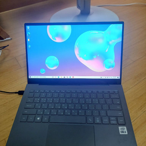삼성 갤럭시북S NT767XCL KLTE (i5, 8GB, 512GB)