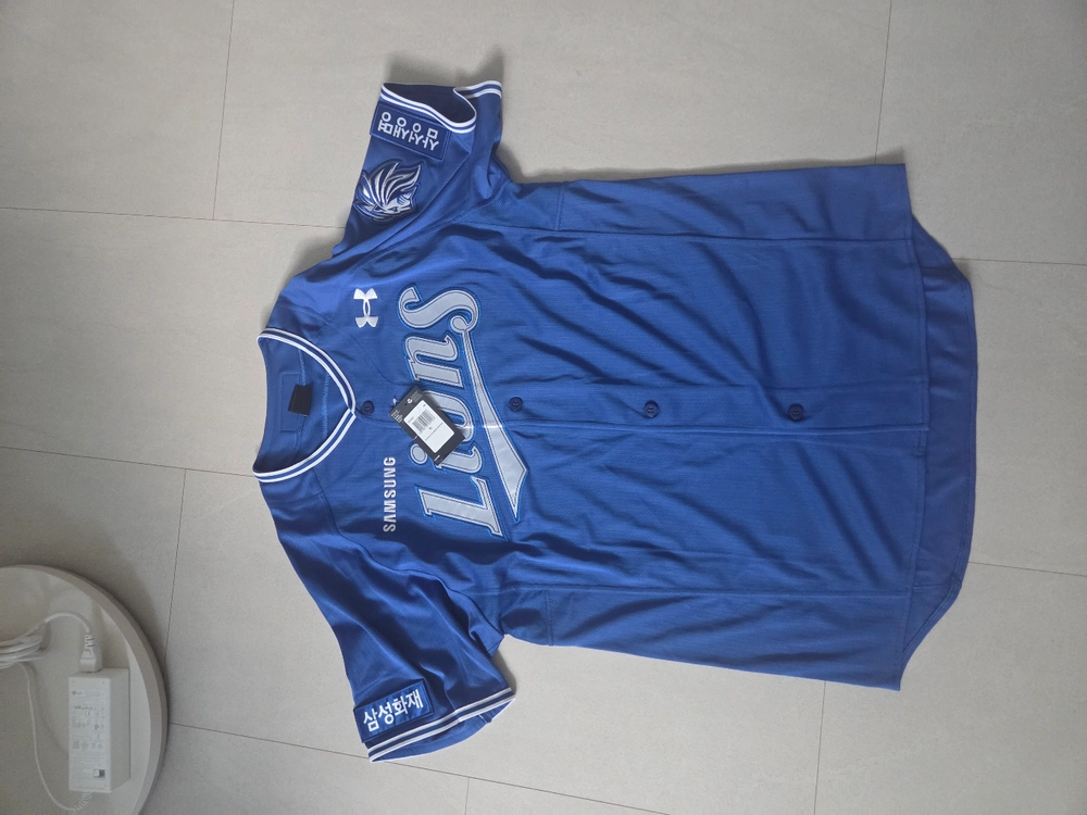삼성라이온즈 언더아머 어센틱 원정 유니폼 XL 팝니다 - 안심되는 중고거래