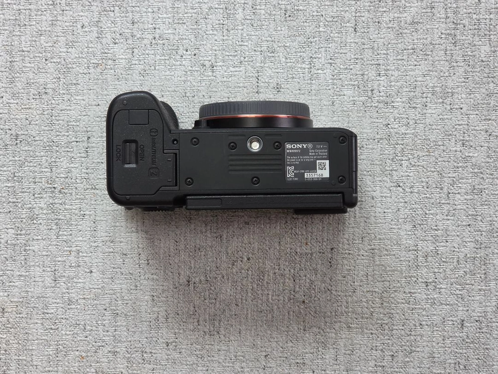 소니 A7C2 실버 + 28-60mm 이미지