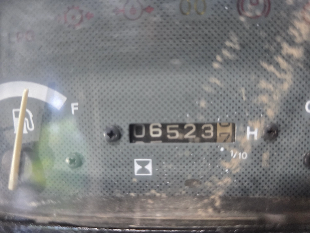 부담없는 A급 중고지게차 클라크 1.5톤 2002년식 디젤지게차 750만원 싸게 팝니다 이미지
