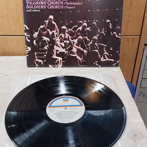 민트급 엘피/클래식 - 위대한 오페라 합창 명곡집/1974 성음 이미지