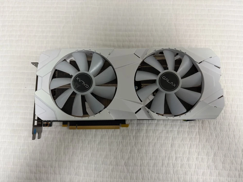 갤럭시 RTX 2060 SUPER 화이트 - 안심되는 중고거래