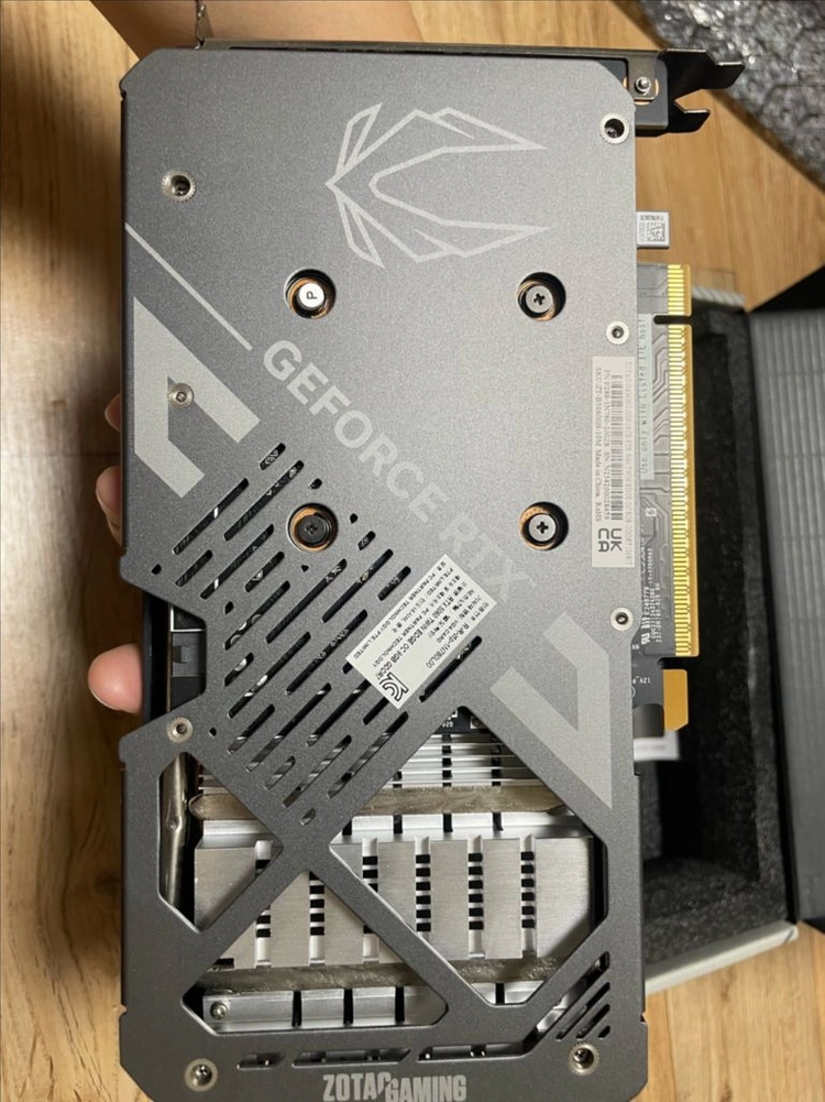 zotac 5060 8gb 이미지