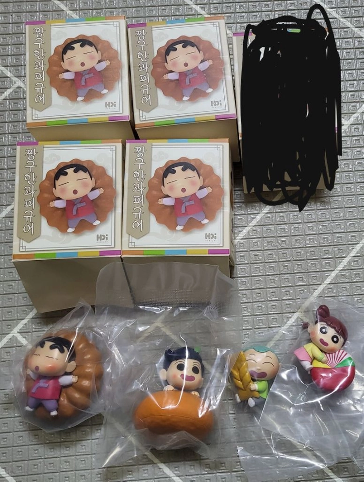 추석한정 짱구 한과피규어 5종 세트 새상품 저렴하게 판매합니드. - 안심되는 중고거래