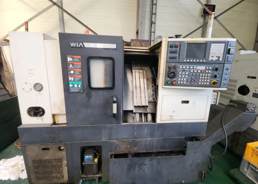 현대위아 KIT450 CNC 선반 갱타입 이미지