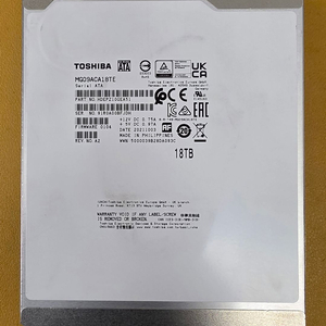도시바 MG09ACA18TE 18TB HDD 엔터프라이즈 이미지