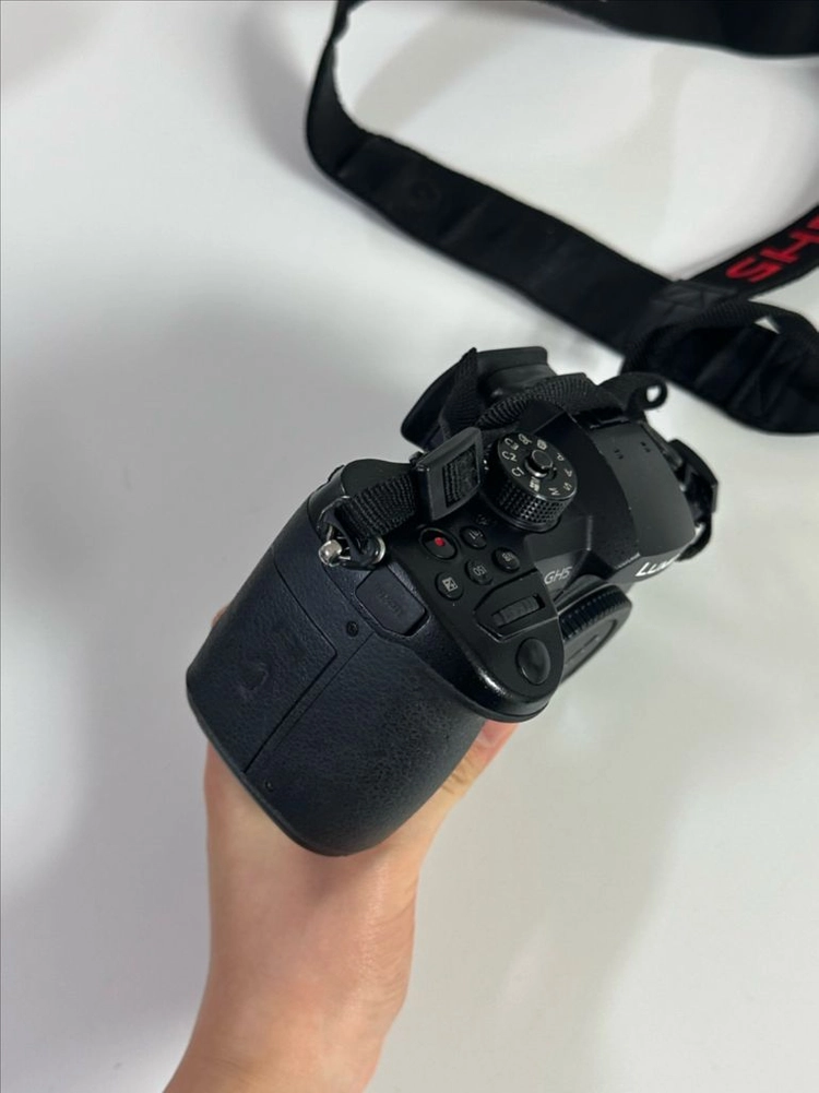 파나소닉 LUMIX GH5 + 렌즈 5종 일괄 판매 이미지