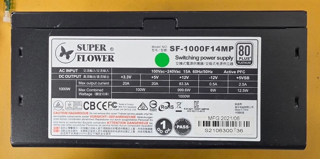 슈퍼플라워 SF-1000F14MP 80PLUS PLATINUM 파워서플라이 이미지