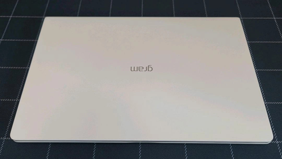 LG 올뉴그램 13Z980 i3-8세대 신품급 고사양 노트북 이미지