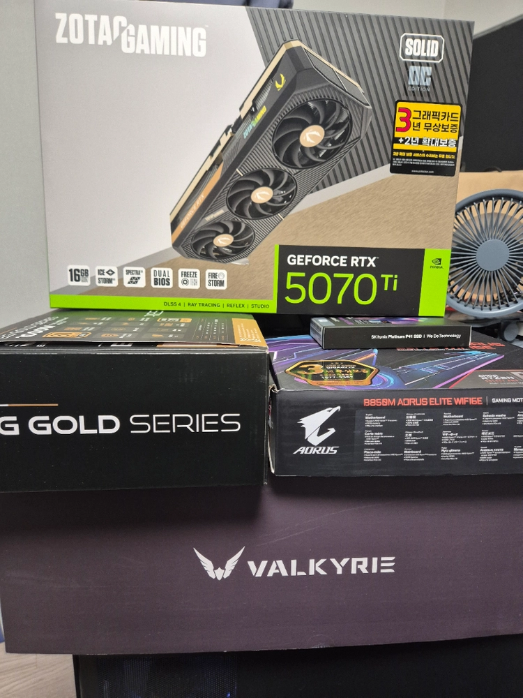 9800x3d 5070ti 게이밍 pc 이미지