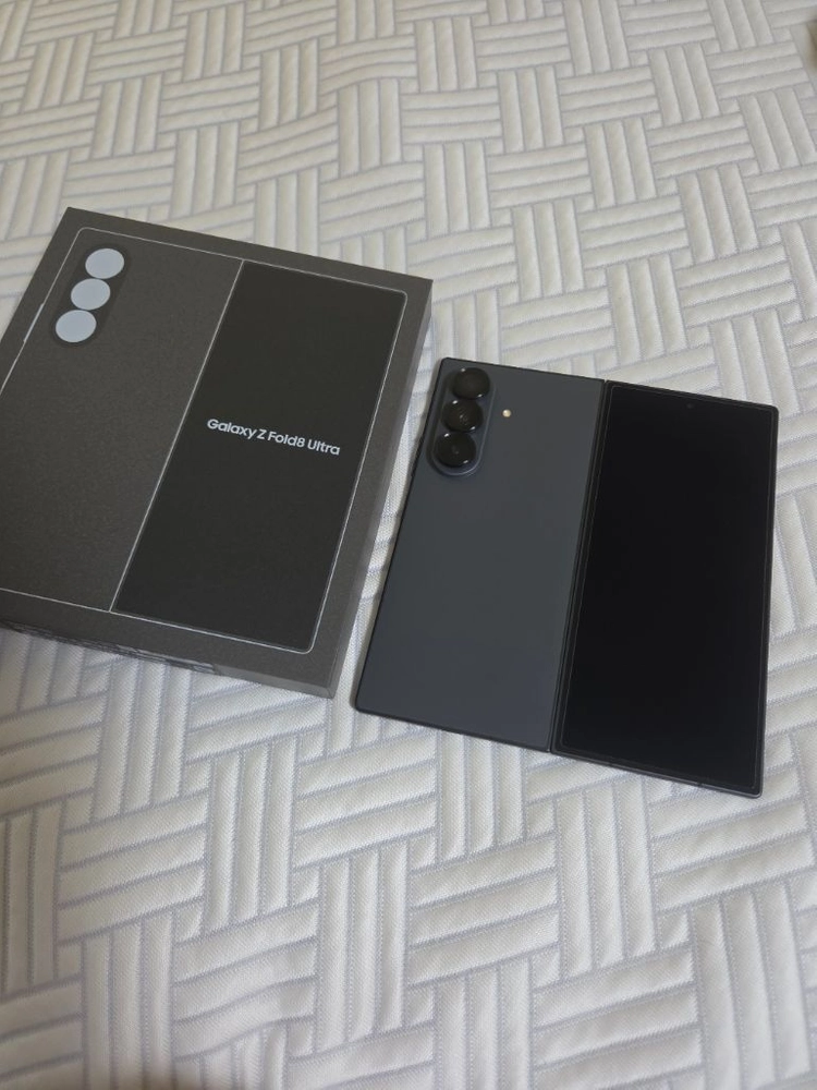 갤럭시 z폴드8 울트라 512GB 자급제 그라파이트 이미지
